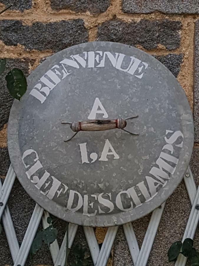 Villa La Clef Des Champs Meillac Exterior foto